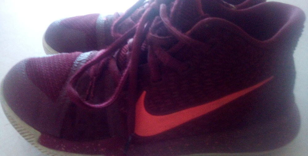 Kyrie II basketball sneakers